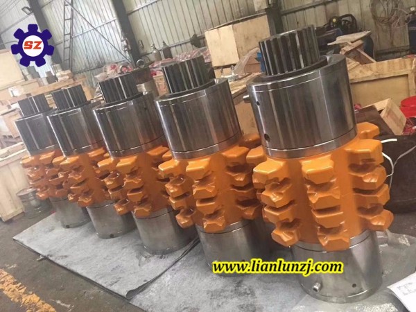 SGZ1000鏈輪組件等刮板機(jī)配件驗(yàn)收完畢！